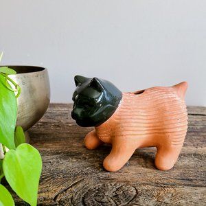 Vintage Chia terracotta cat planter. Chiapet.
